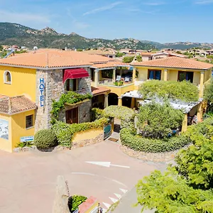 https://hotel-lu-pitrali.in-sardinia.net